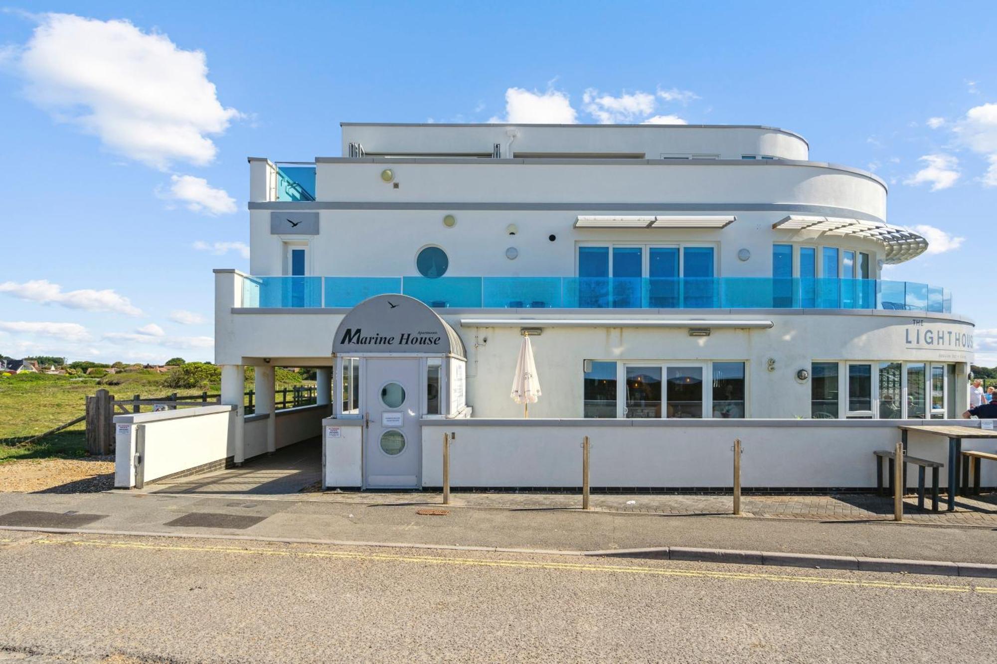 Готель Marine House Лімінгтон Екстер'єр фото